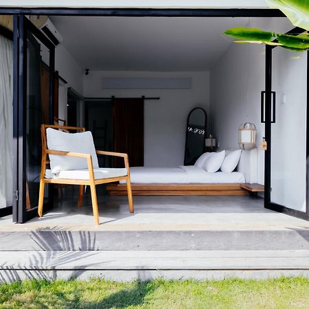 Hola Lofts Villa Uluwatu Екстериор снимка